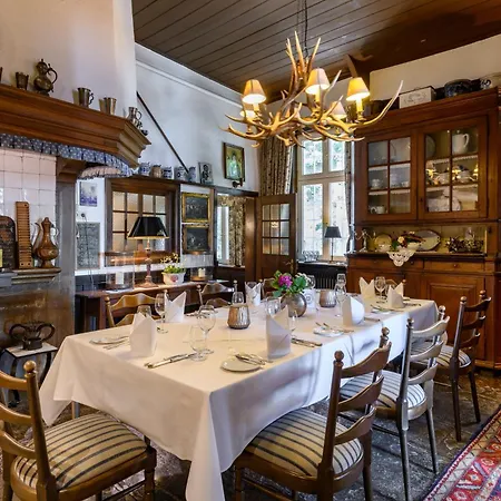 Hotell Alt Vellern 4*